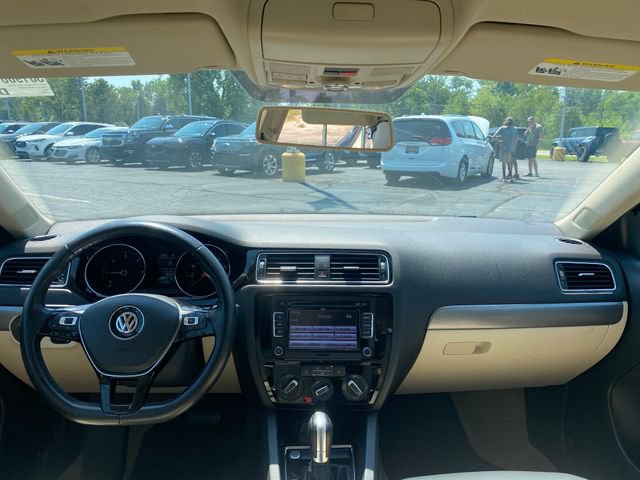 Used 2015 Volkswagen Jetta TDI SE FWD image 23