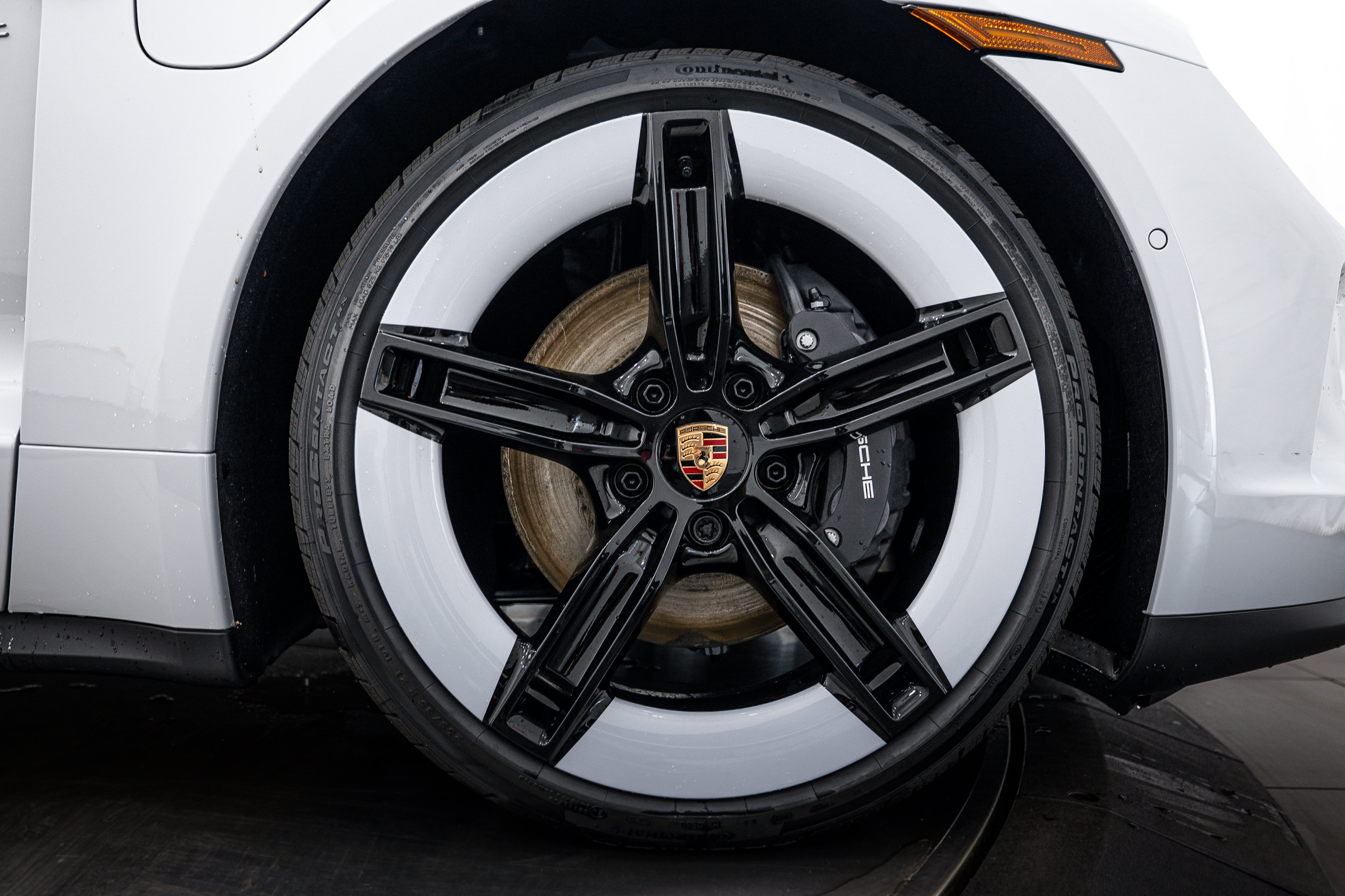 New 2026 Porsche Taycan AWD/4WD image 11