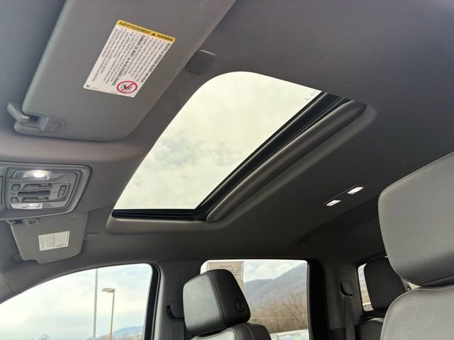 Used 2022 Chevrolet Silverado 2500 LTZ w/ LTZ Convenience Package image 29