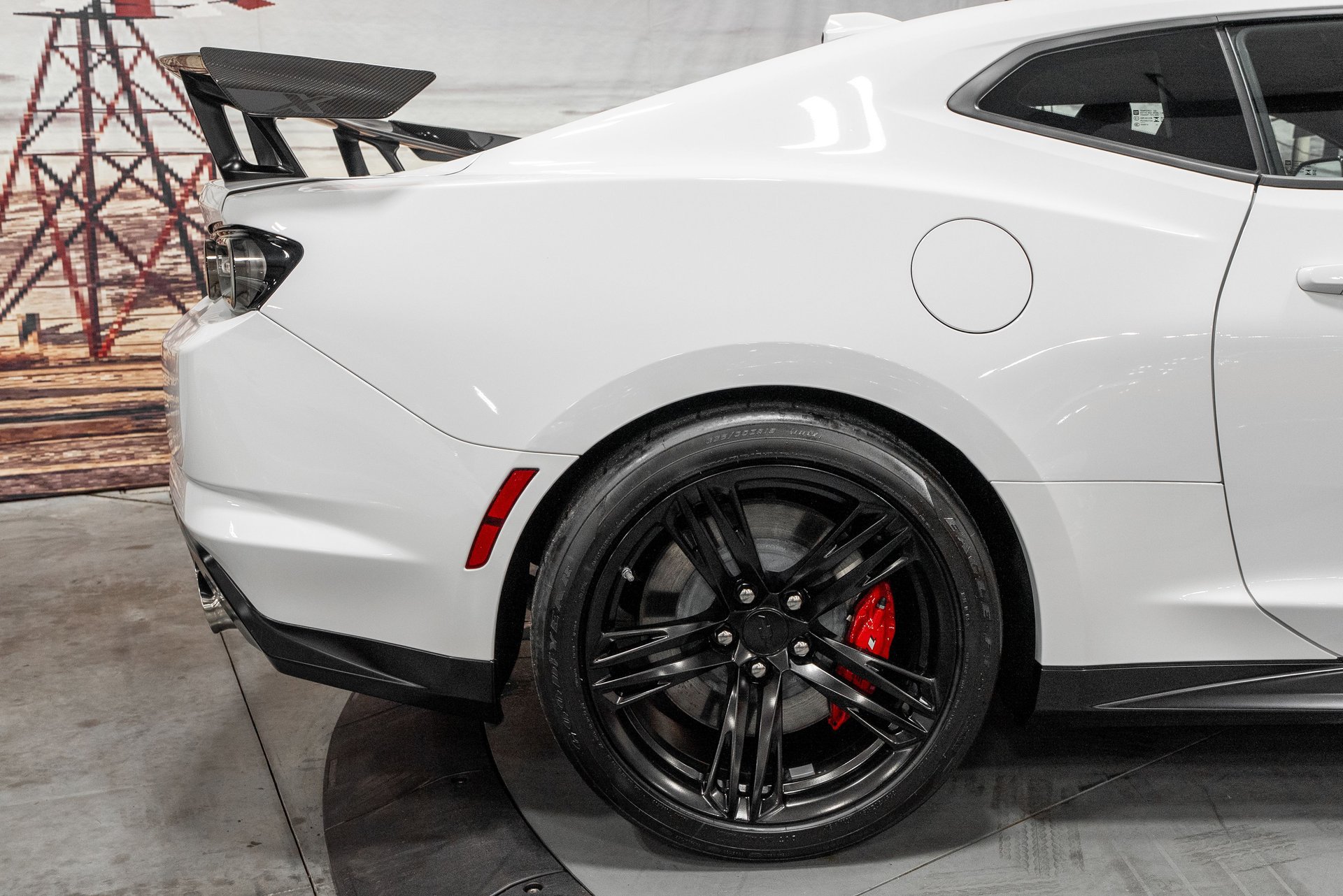Used 2024 Chevrolet Camaro ZL1 RWD image 9