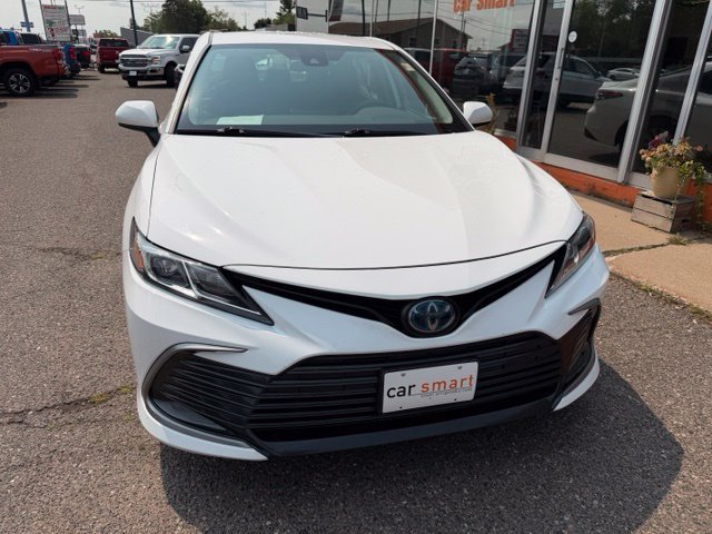 Used 2021 Toyota Camry LE FWD image 2