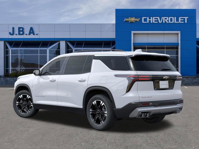 New 2027 Chevrolet Traverse LT w/ Sun and Wheel Package FWD image 3