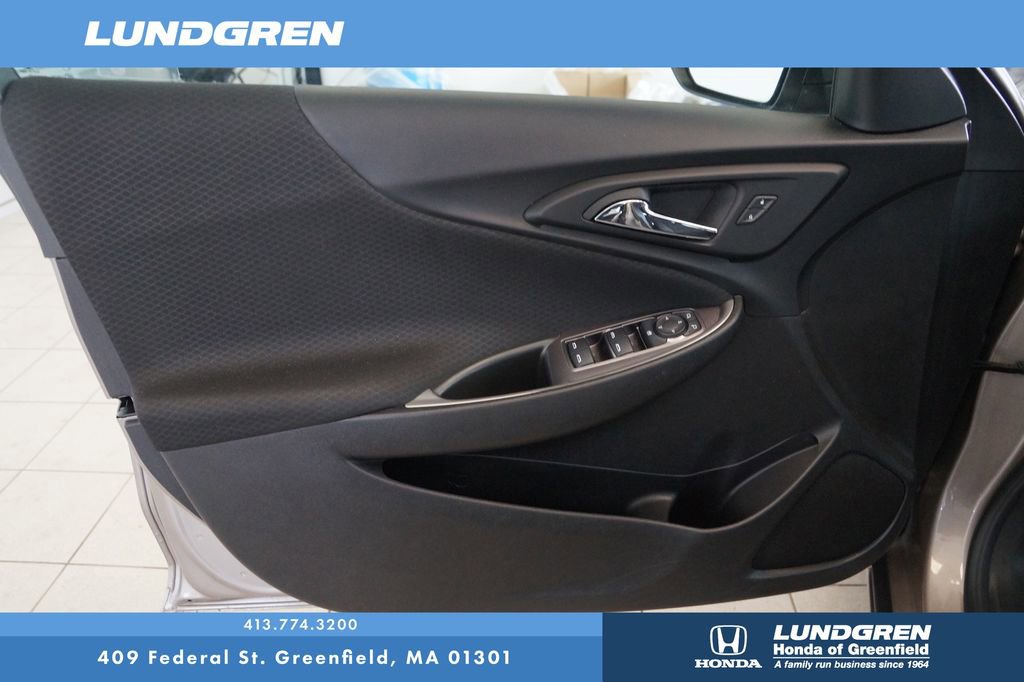 Used 2023 Chevrolet Malibu LT image 15