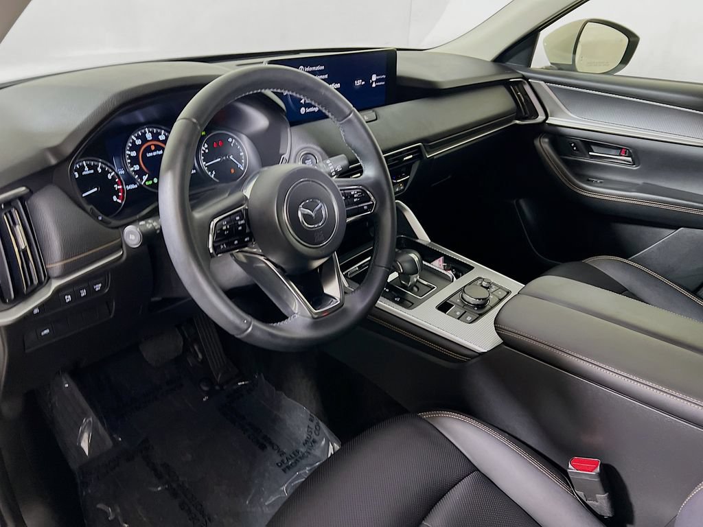 Used 2025 MAZDA CX-90 3.3 Turbo w/ Preferred Package AWD/4WD image 9