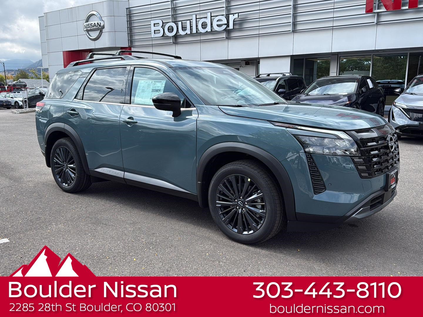 New 2026 Nissan Pathfinder SL w/ SL Premium Package