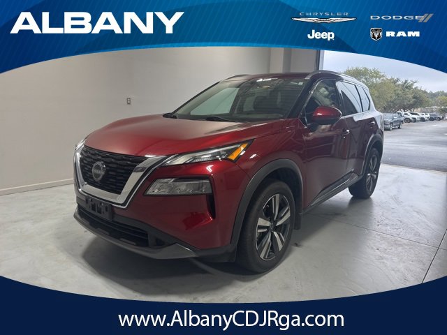 Used 2023 Nissan Rogue SL image 1