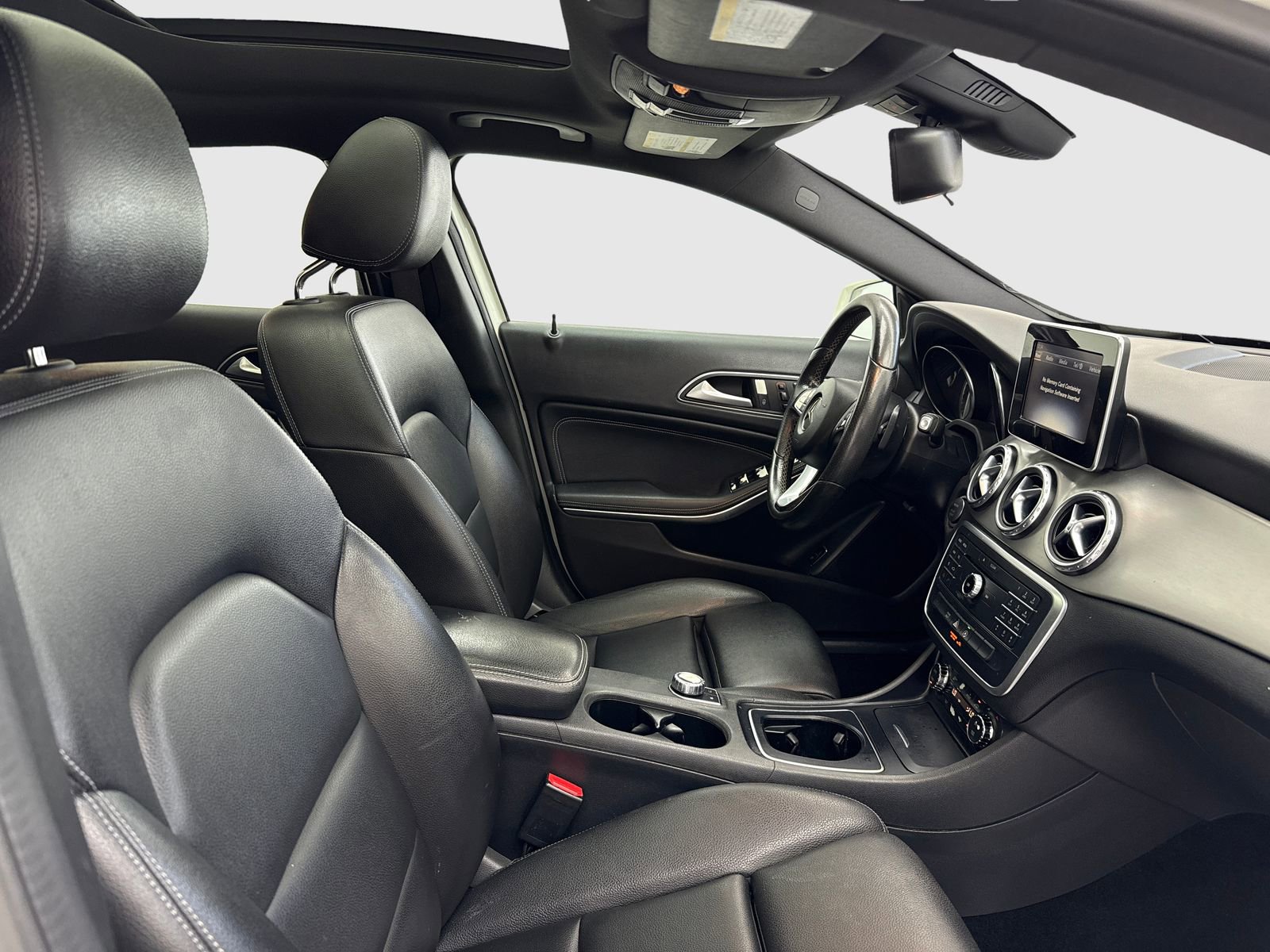 Used 2017 Mercedes-Benz GLA 250 image 40