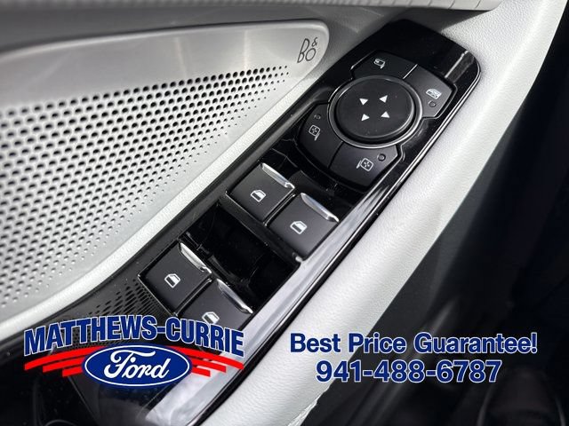 New 2026 Ford Explorer Platinum w/ LUX Leather Package AWD/4WD image 27