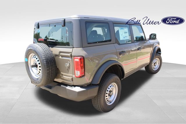 New 2025 Ford Bronco 4-Door image 3