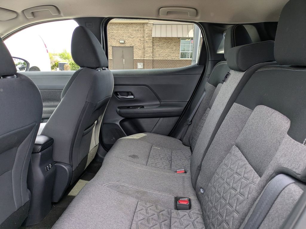 Certified 2025 Nissan Kicks SV w/ Charging Package AWD/4WD image 15