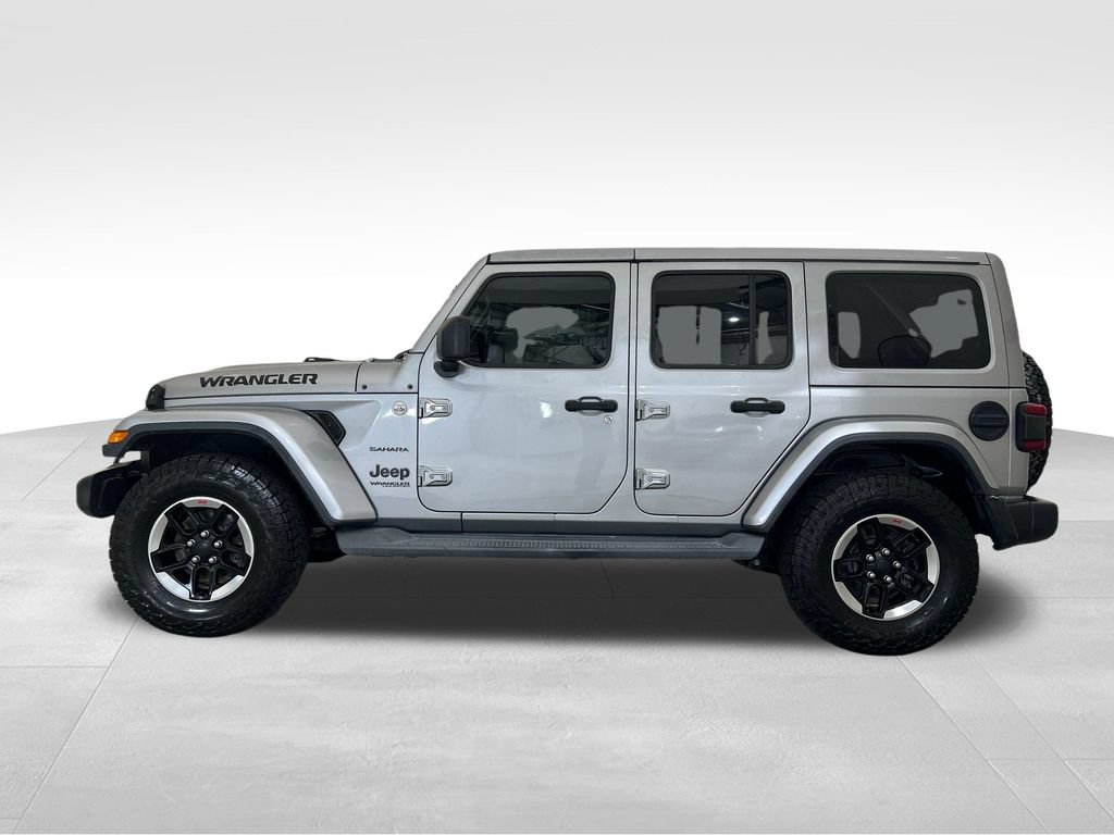 Used 2018 Jeep Wrangler Unlimited Sahara AWD/4WD image 2