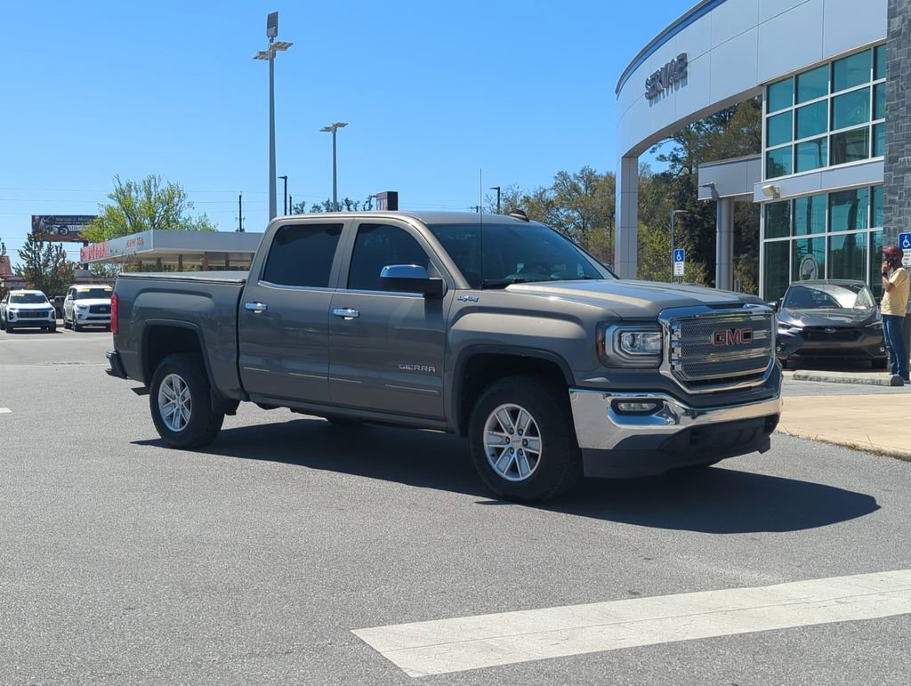 Used 2017 GMC Sierra 1500 SLE w/ SLE Value Package image 9