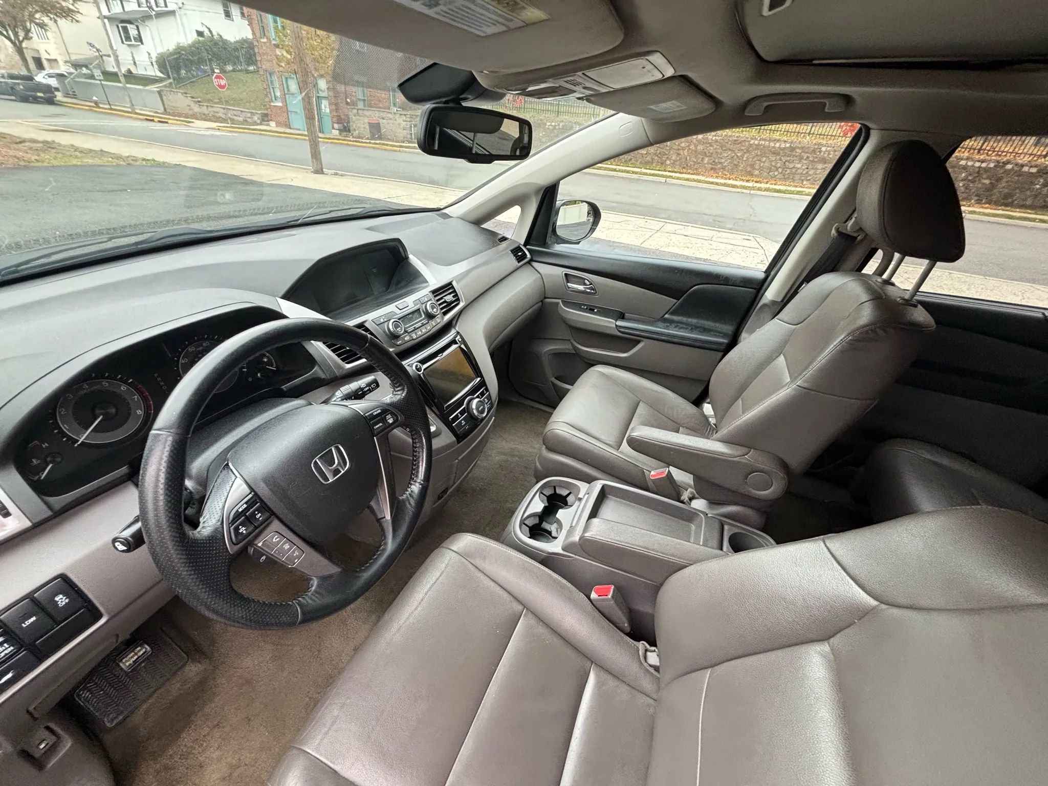 Used 2017 Honda Odyssey EX-L image 17