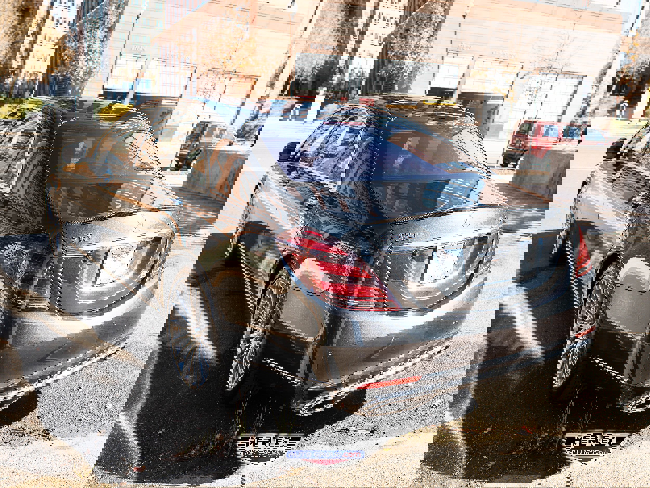 Used 2019 Mercedes-Benz S 560 4MATIC Sedan w/ Premium Package image 5