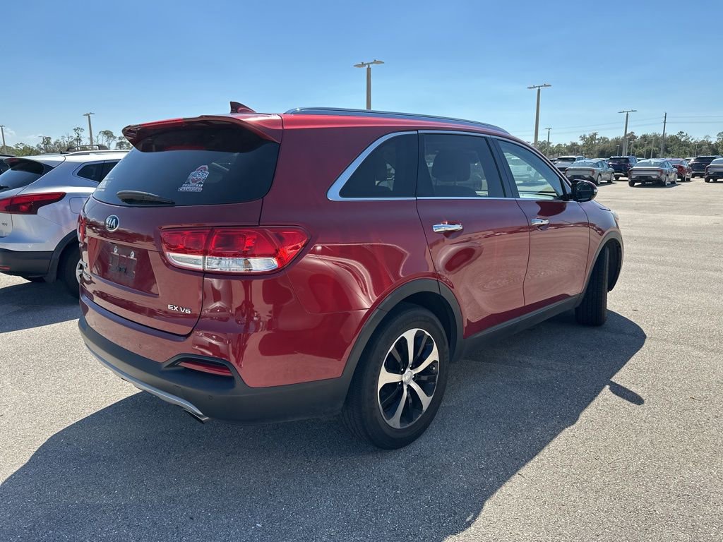 Used 2017 Kia Sorento EX w/ EX Advanced Touring Package image 8
