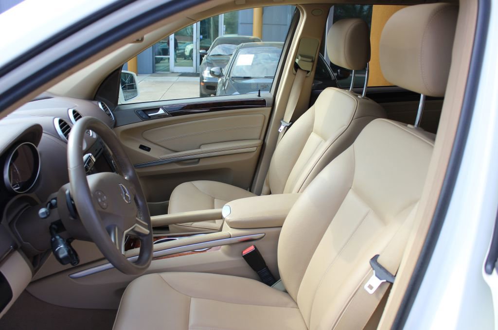 Used 2012 Mercedes-Benz GL 450 4MATIC image 17