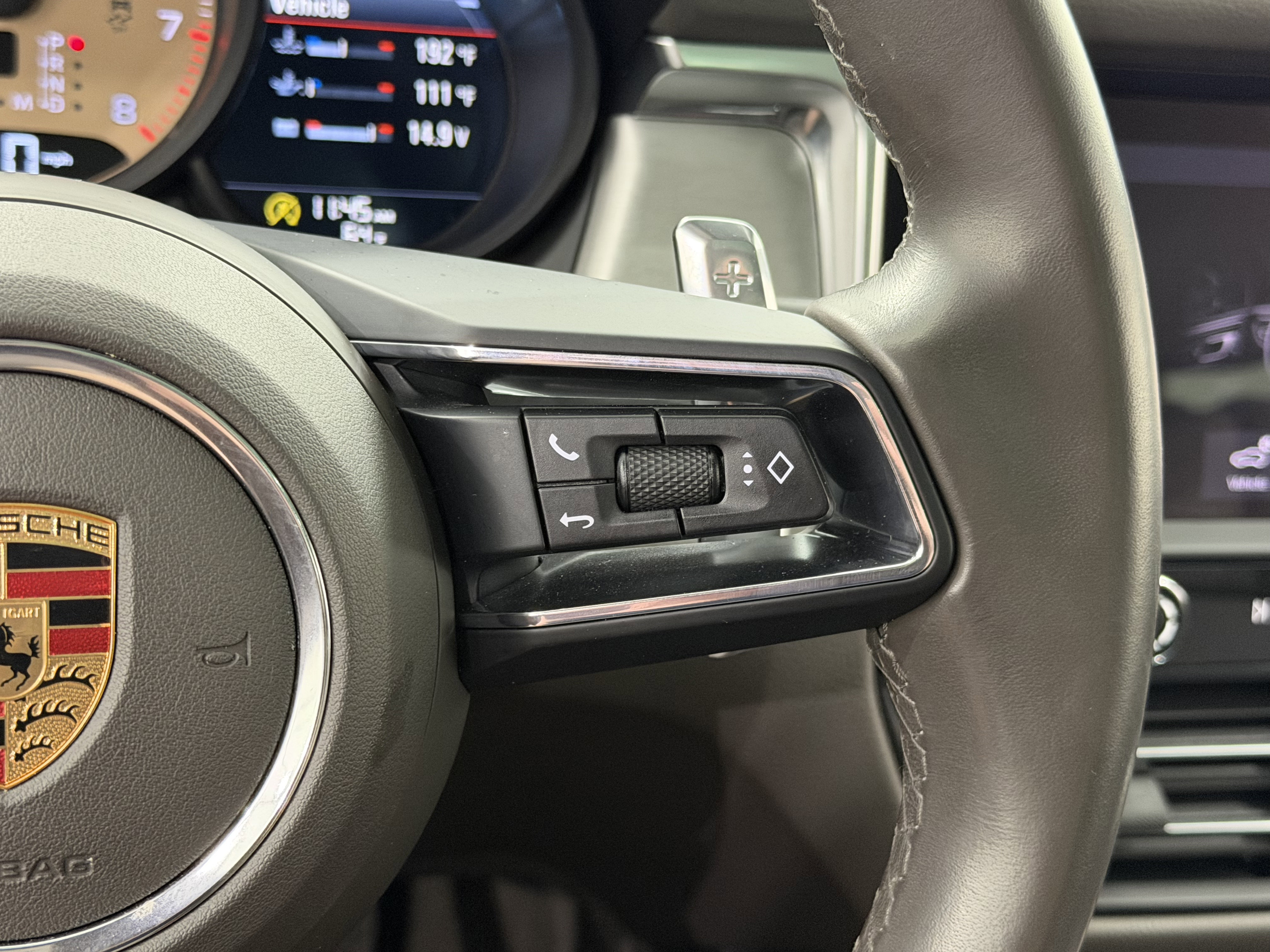 Certified 2023 Porsche Macan image 50