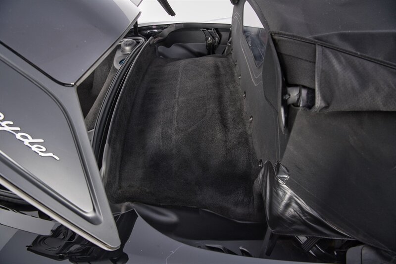 Used 2021 Porsche 718 Boxster Spyder RWD image 56