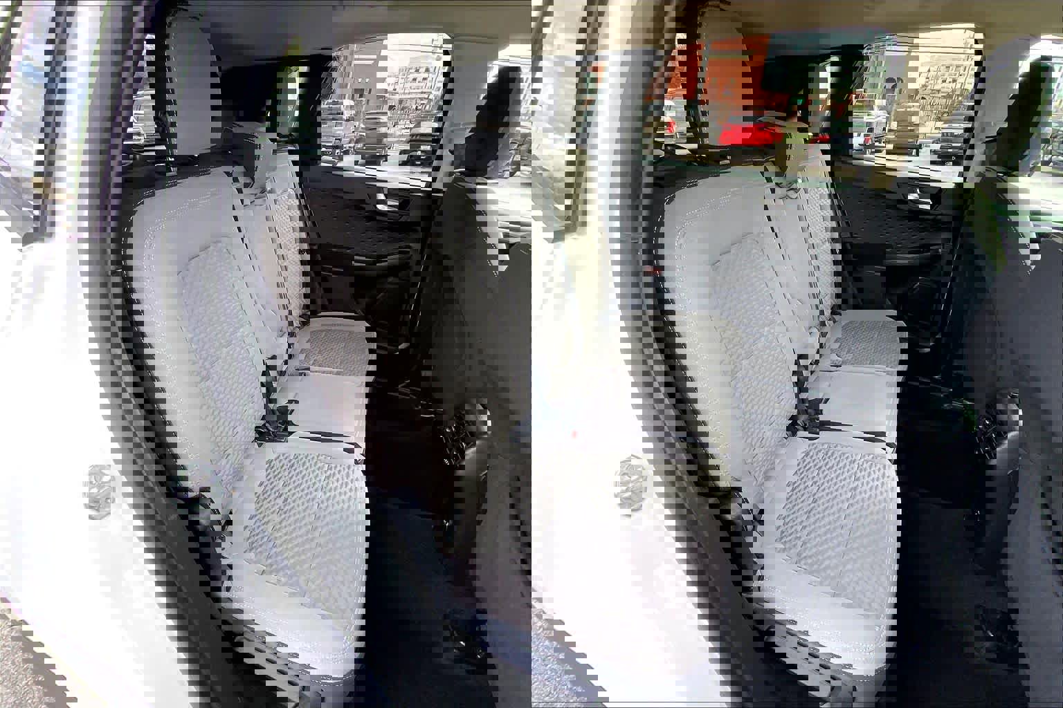 Used 2020 Ford Escape SE image 21