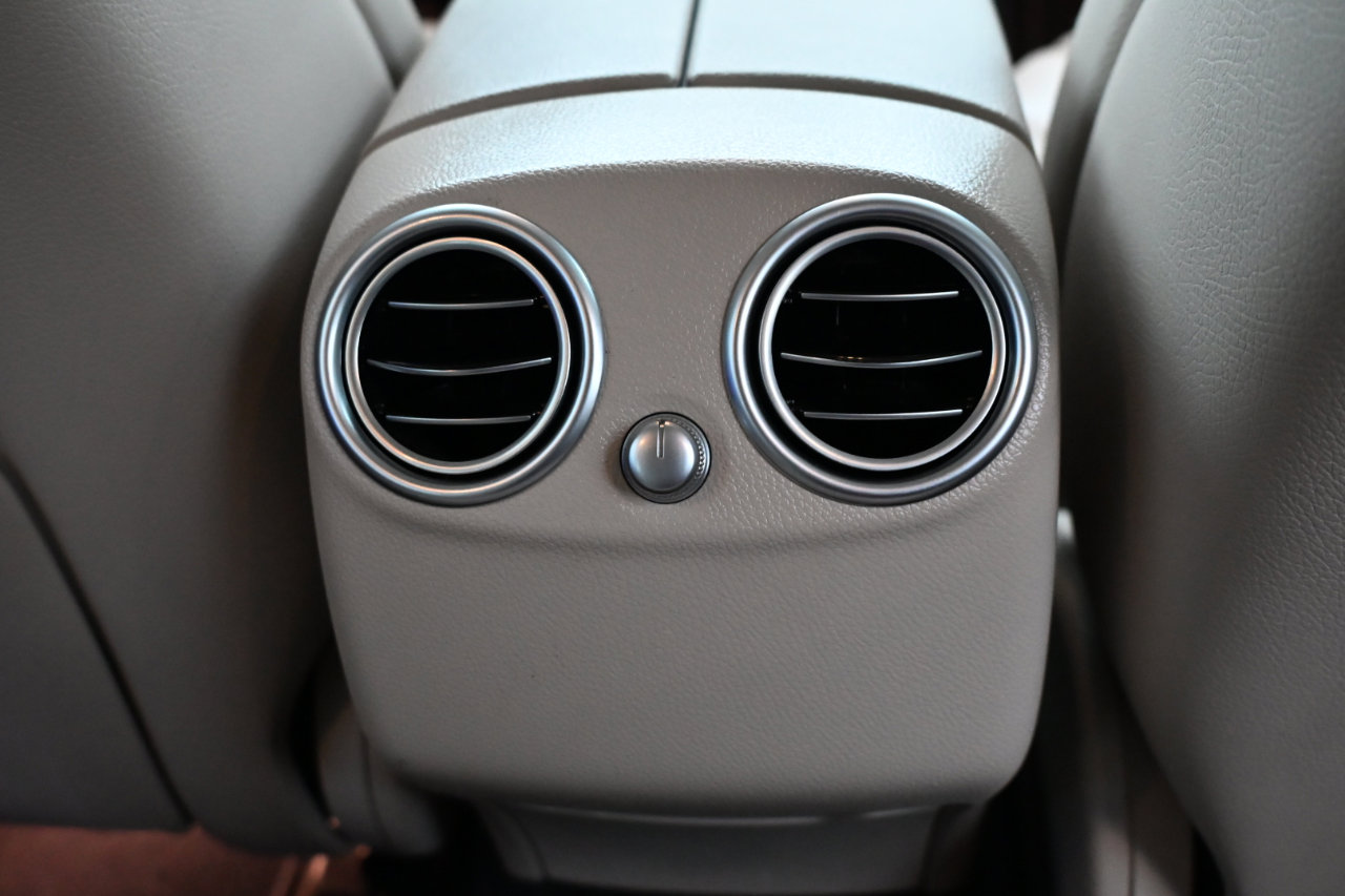 Used 2022 Mercedes-Benz GLC 300 4MATIC image 36