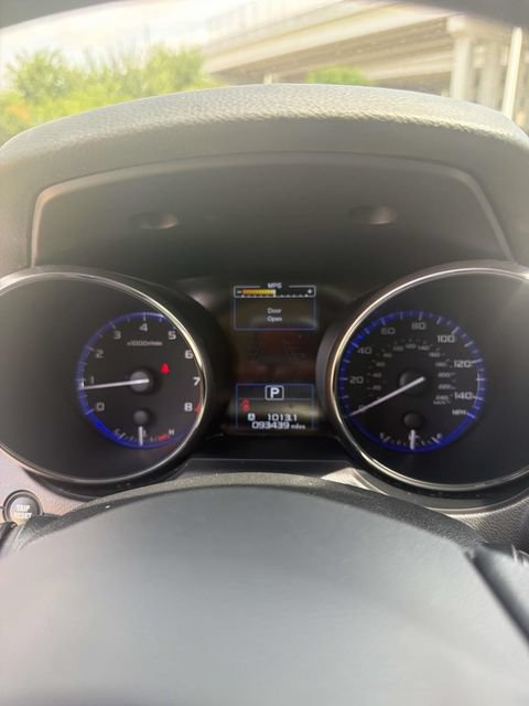 Used 2017 Subaru Outback 2.5i Limited AWD/4WD image 8