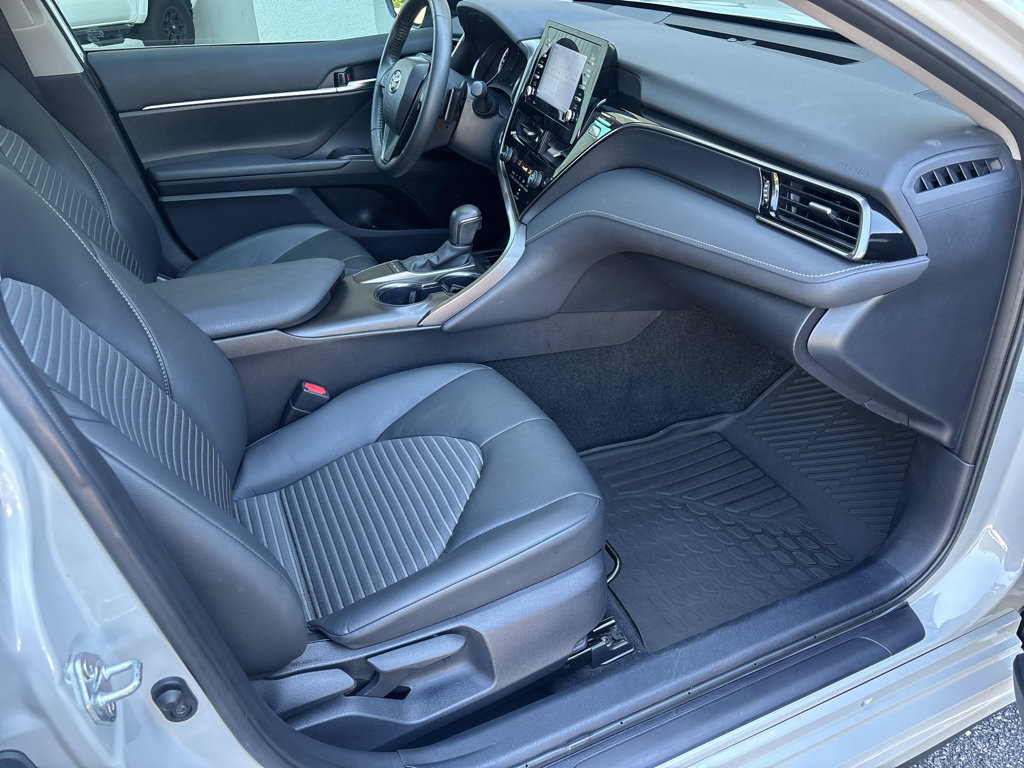 Used 2024 Toyota Camry SE w/ Convenience Package FWD image 20