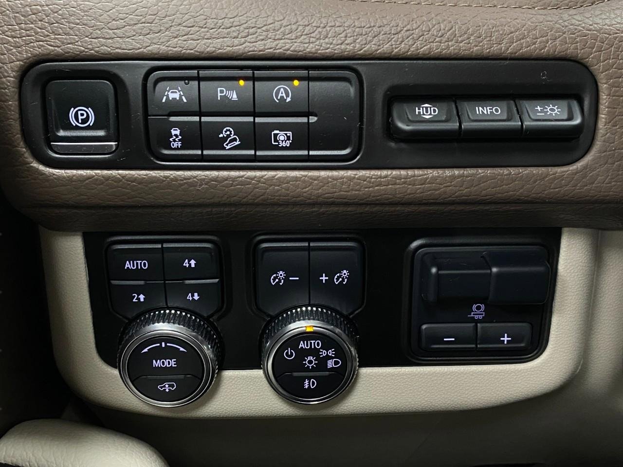 Used 2024 GMC Yukon XL Denali w/ Max Trailering Package image 16