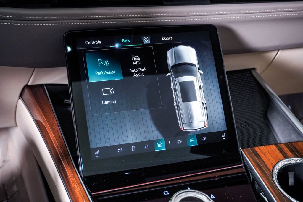 Used 2025 Cadillac Escalade Sport Platinum image 28