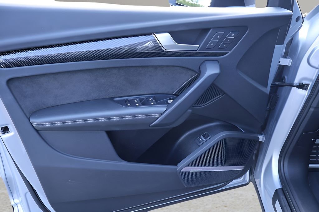Used 2020 Audi SQ5 Premium Plus image 12