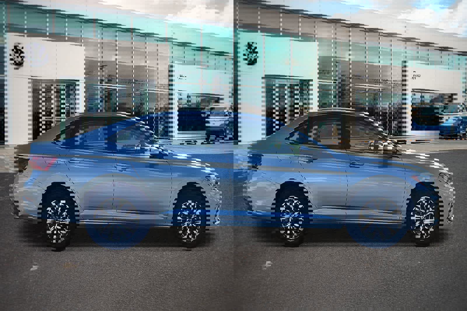 Used 2025 Volkswagen Jetta S image 4