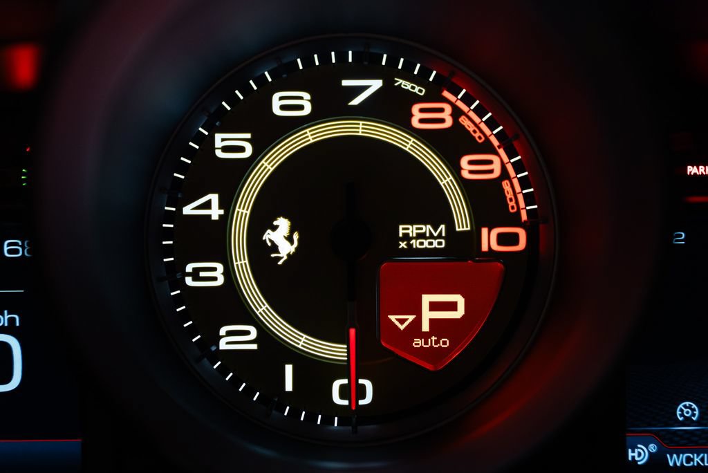 Certified 2021 Ferrari F8 Tributo RWD image 29
