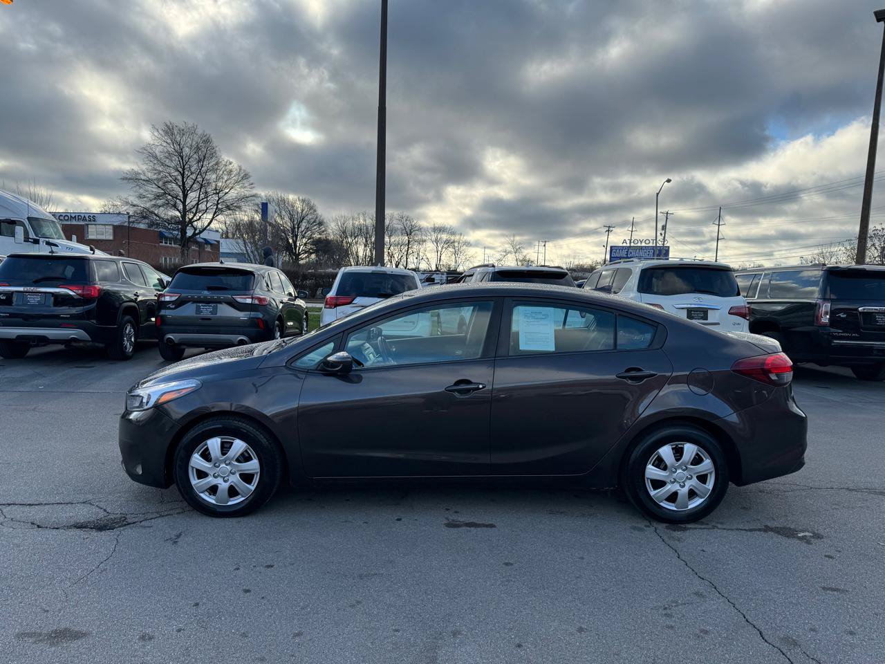 Used 2017 Kia Forte LX FWD image 6