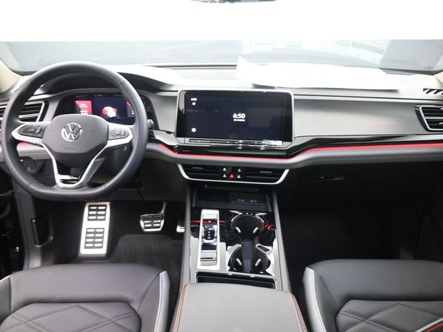 New 2026 Volkswagen Atlas Peak Edition image 24