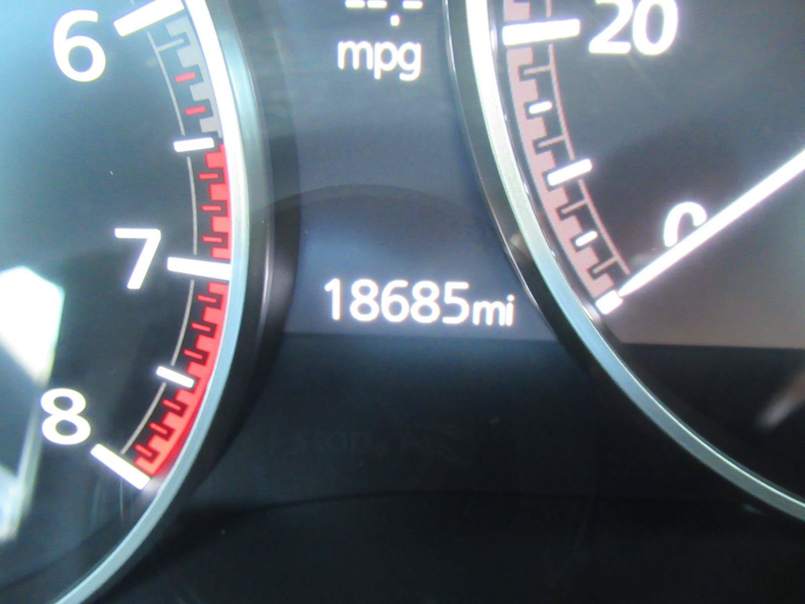 Used 2021 MAZDA MAZDA3 s FWD image 33