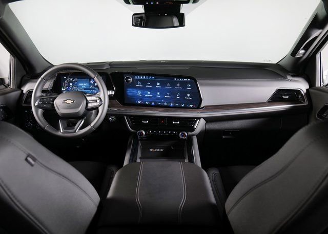 Used 2025 Chevrolet Tahoe LT w/ Comfort Package image 4