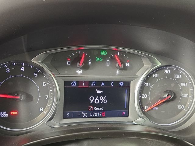 Used 2024 GMC Terrain SLT AWD/4WD image 16