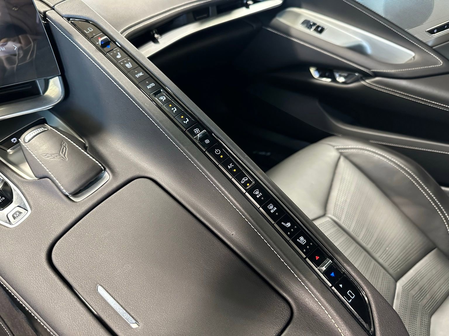 Used 2025 Chevrolet Corvette E-Ray image 30