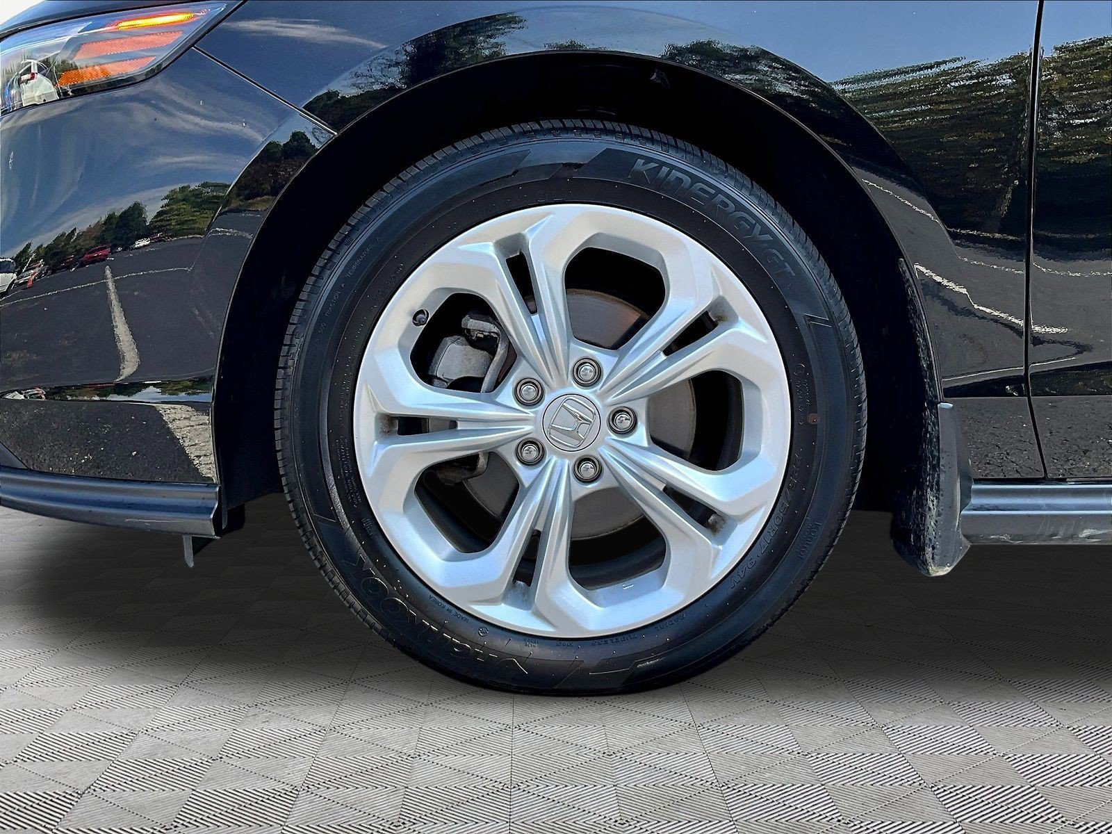 Certified 2024 Honda Accord LX image 33