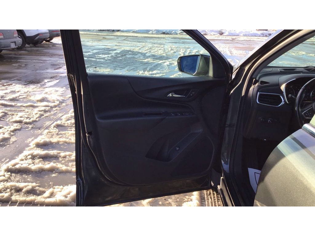 Used 2021 Chevrolet Equinox LT image 10
