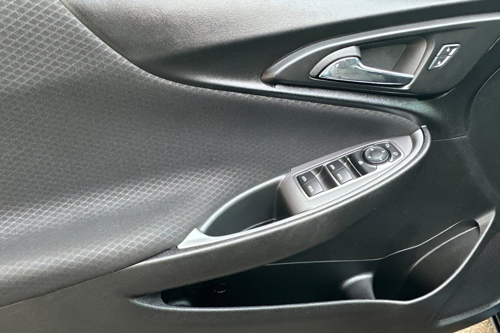 Certified 2024 Chevrolet Malibu LT image 11