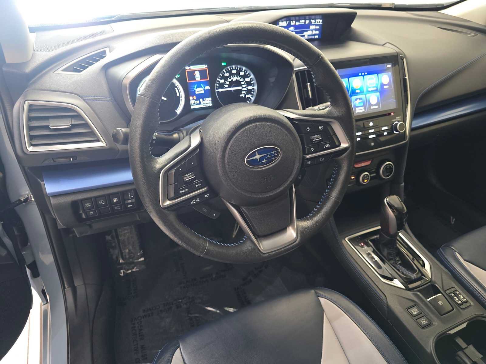 Used 2019 Subaru Crosstrek Hybrid w/ Moonroof Package w/Navigation AWD/4WD image 2