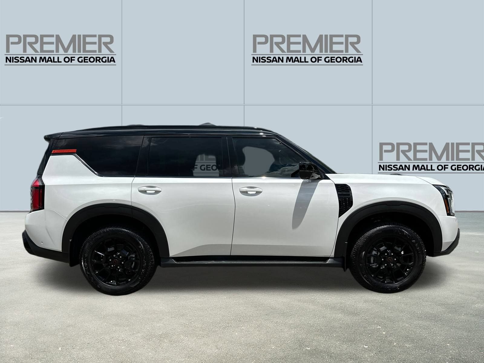 New 2025 Nissan Armada PRO-4X AWD/4WD image 4