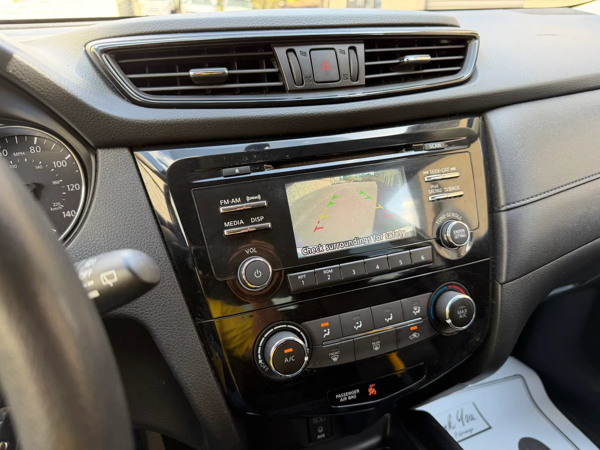 Used 2017 Nissan Rogue S AWD/4WD image 41