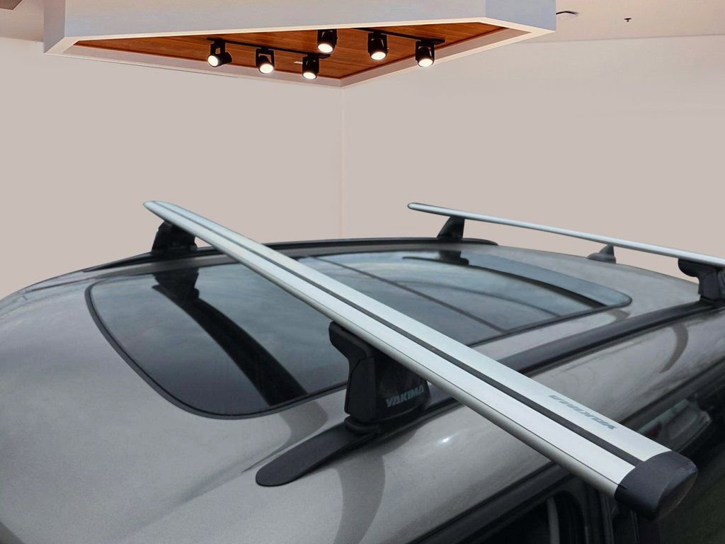 Used 2019 MINI Cooper Clubman S w/ Premium Package image 11