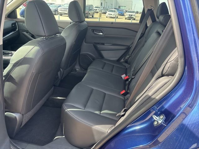 Used 2023 Nissan Rogue SL w/ SL Premium Package AWD/4WD image 10