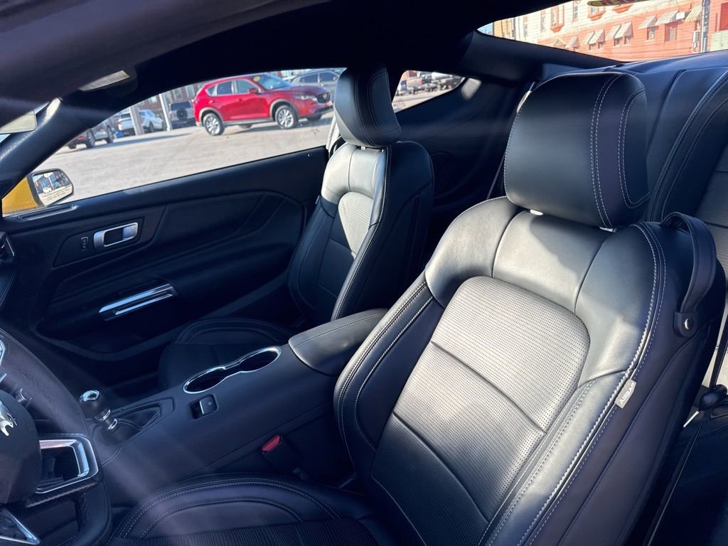 Used 2024 Ford Mustang GT Premium image 12