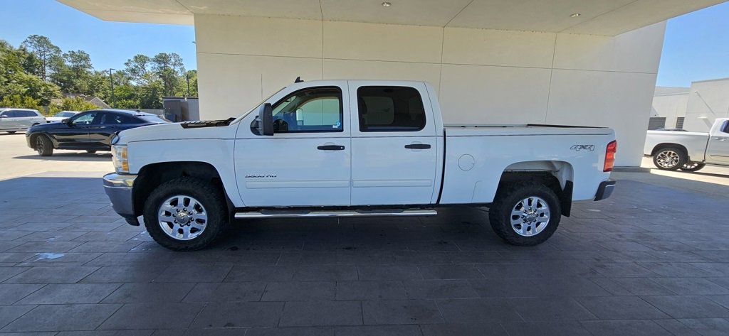 Used 2013 Chevrolet Silverado 3500 LT w/ Interior Plus Package image 6