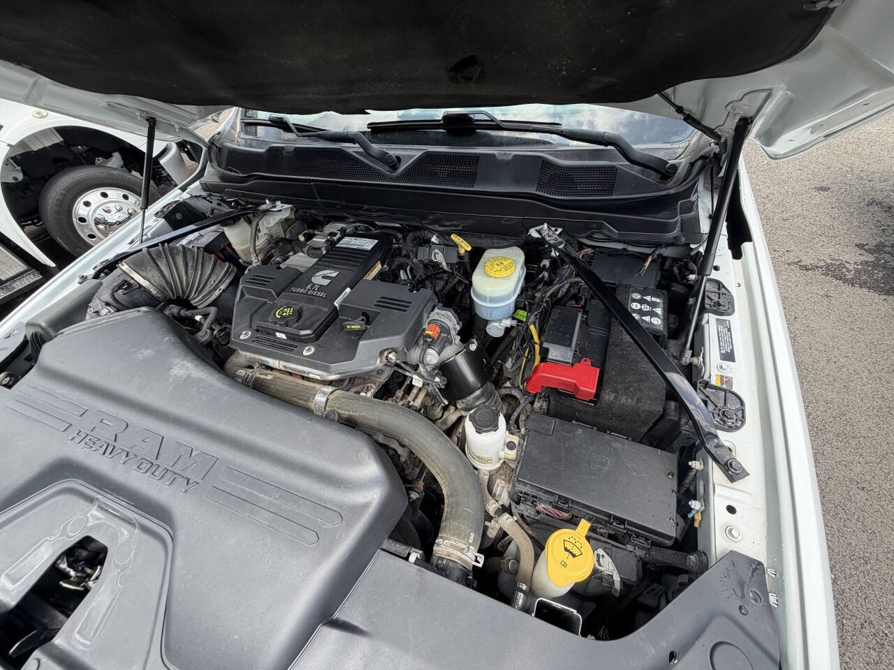 Used 2022 RAM 3500 Tradesman AWD/4WD image 13