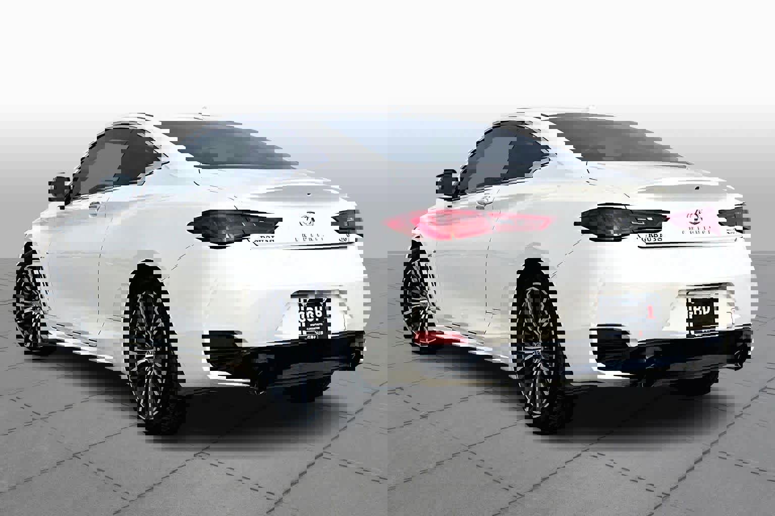 Used 2017 INFINITI Q60 w/ Cargo Package image 10