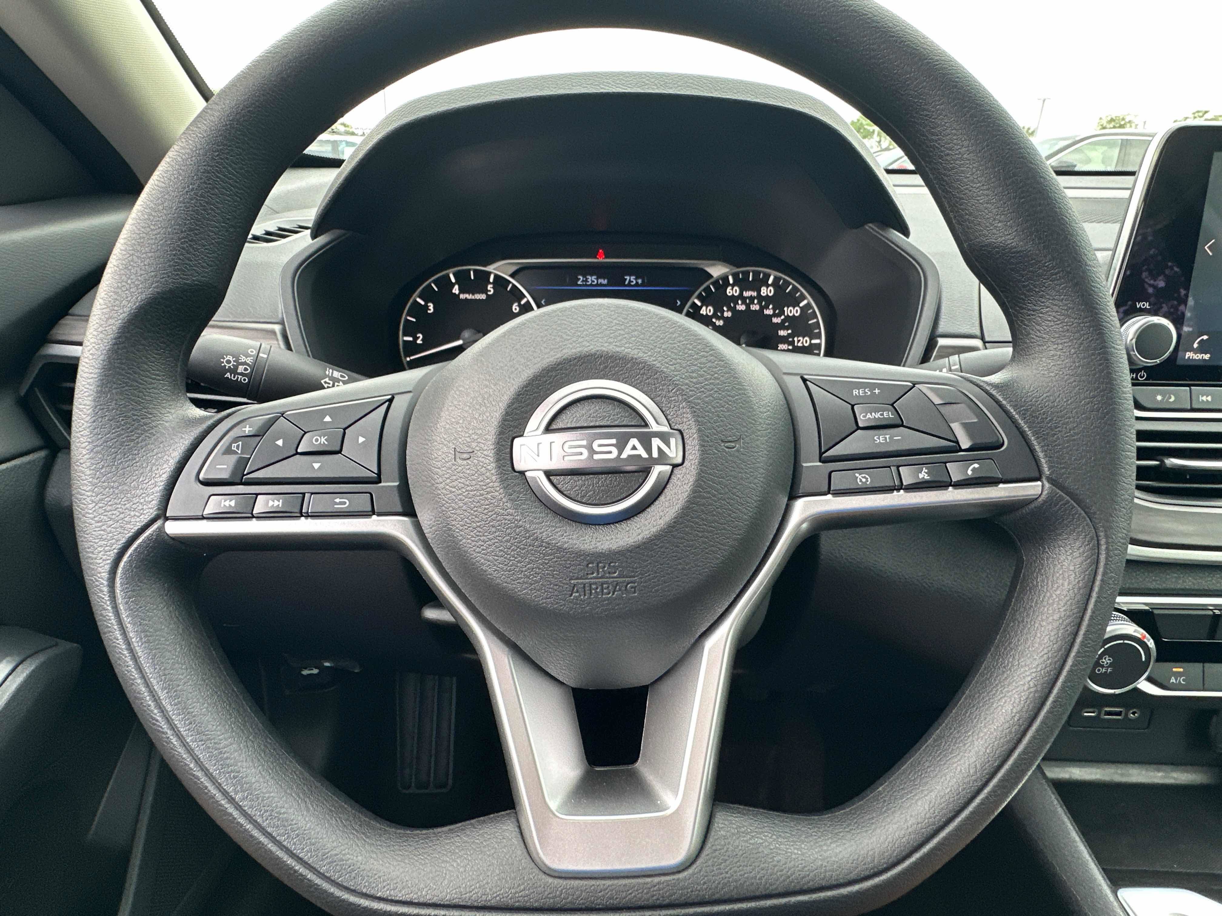 New 2026 Nissan Altima 2.5 SV AWD/4WD image 40